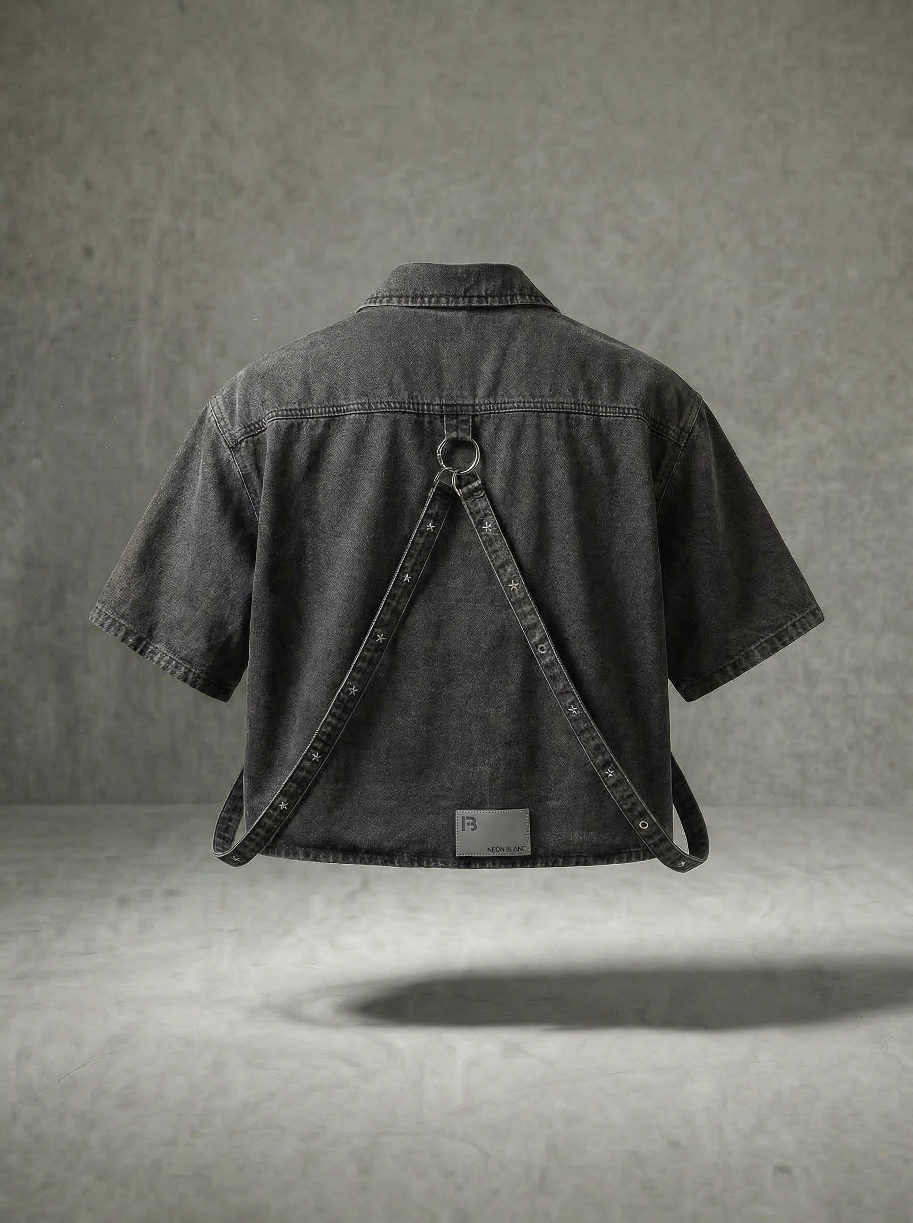 STRAP HARNESS DENIM SHORT SLEEVE SHIRT