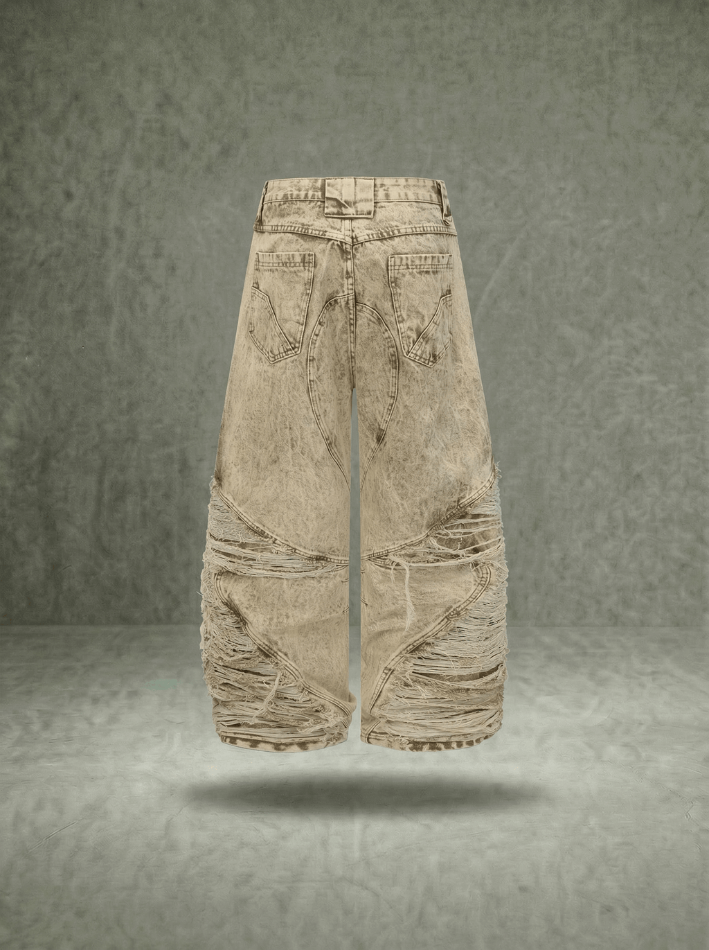 DISTRESSED BALLON JEANS