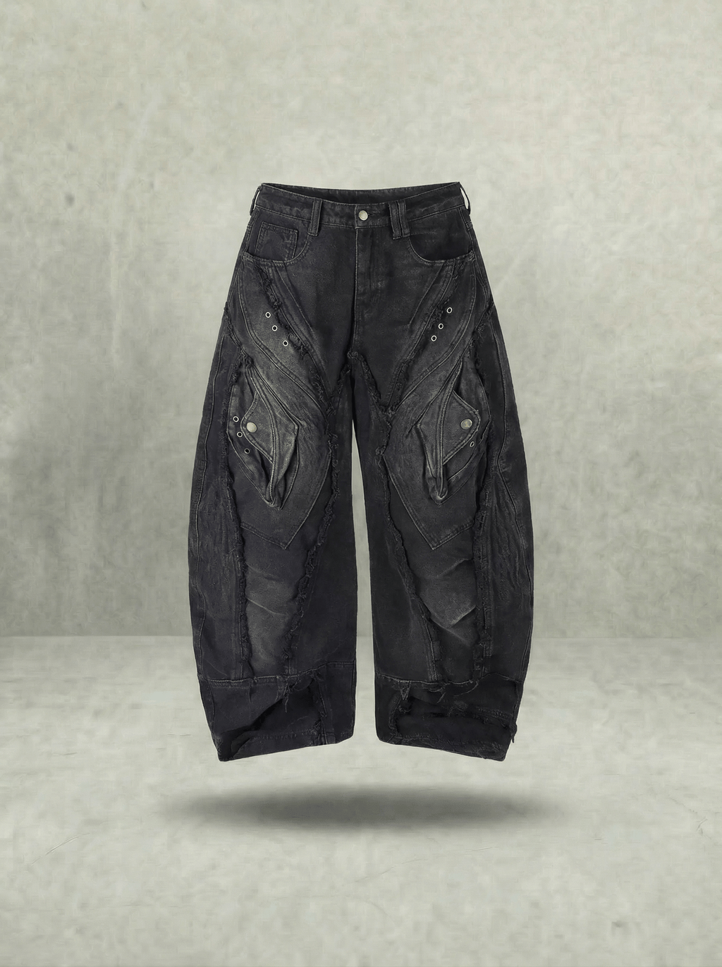 DECONSTRUCTED FRAYED BALLOON JEANS