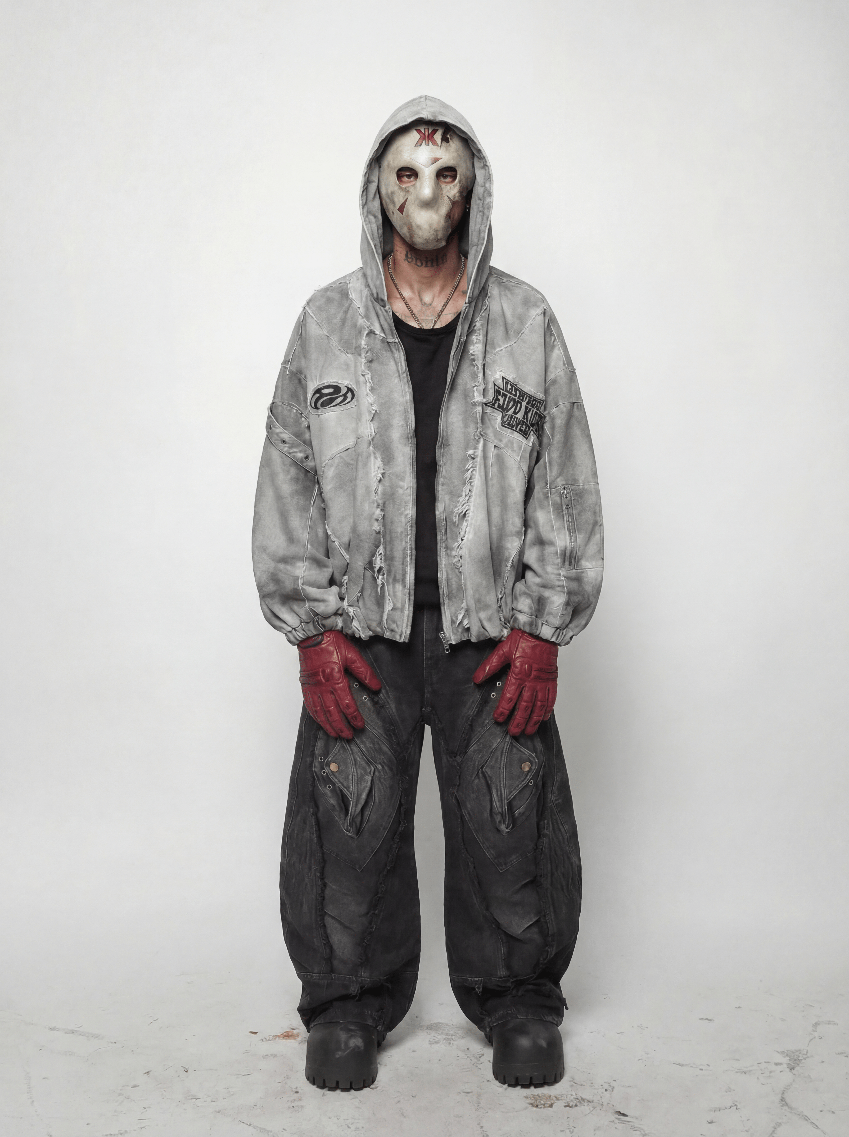 DECONSTRUCTED FRAYED BALLOON JEANS
