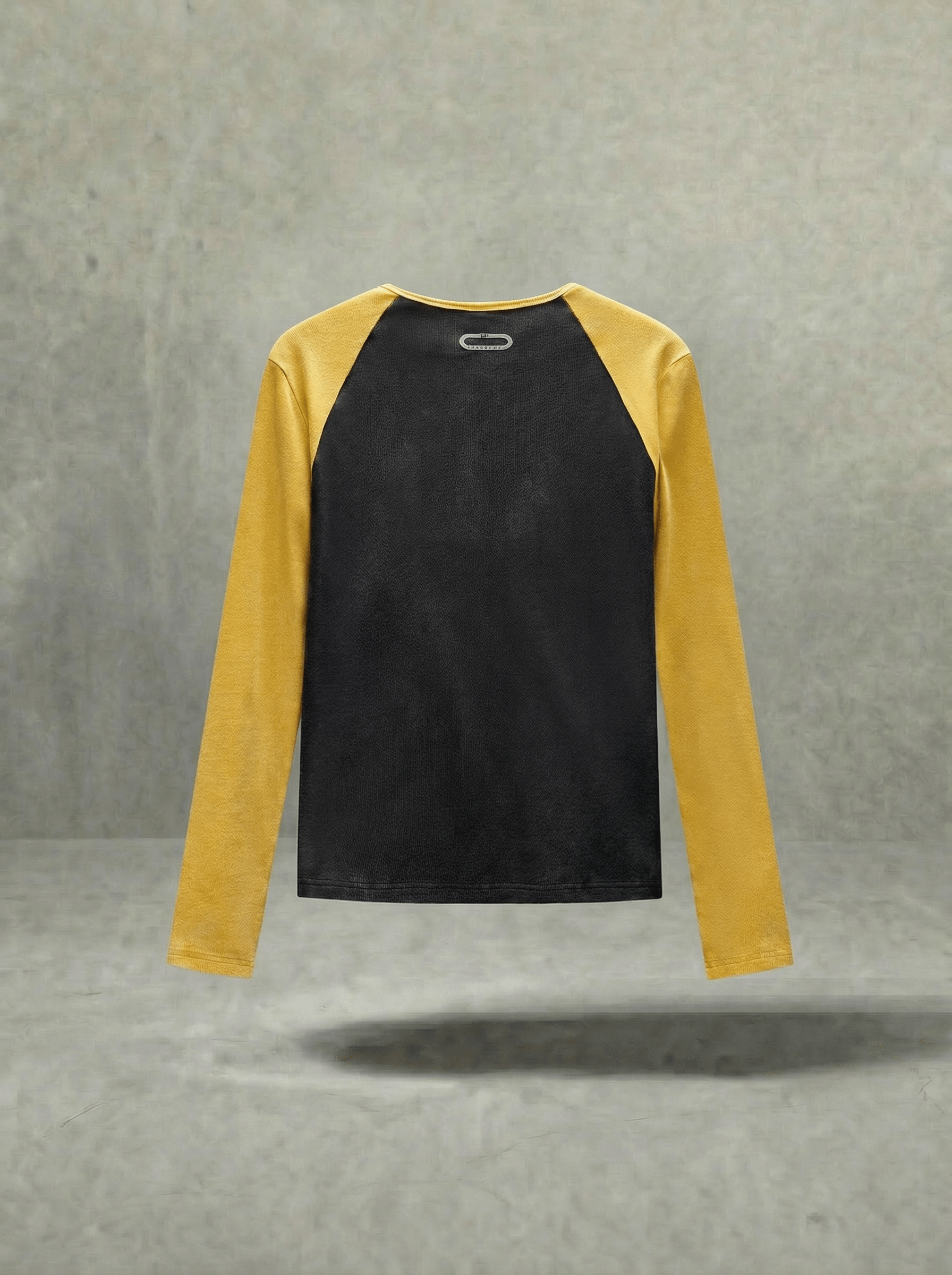 HERALDRY CREST RAGLAN LONGSLEEVE