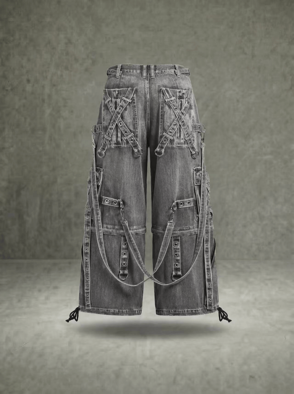 MULTI POCKET UTILITY CARGO JEANS