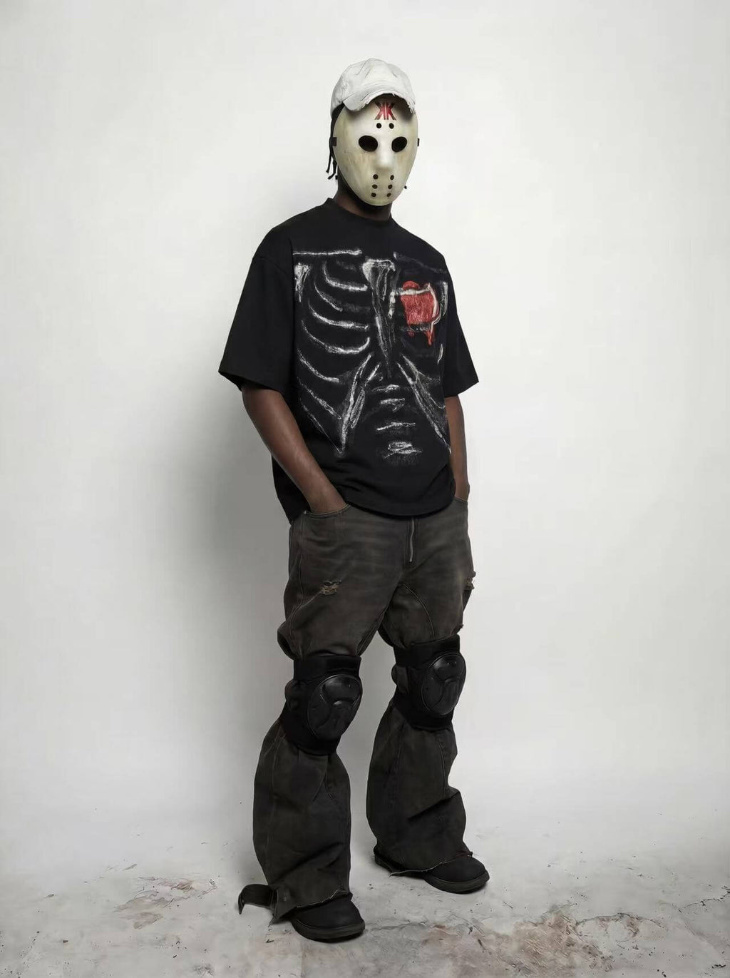 SKELETAL MELTED HEART T-SHIRT