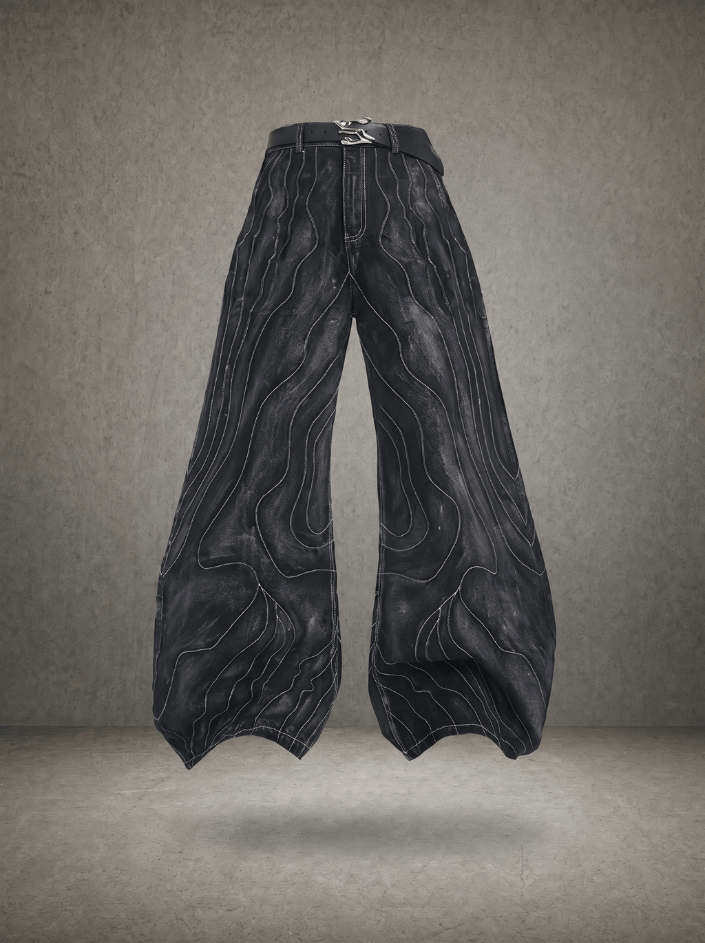 TOPOGRAPHIC CONTOUR STITCH BALLOON JEANS