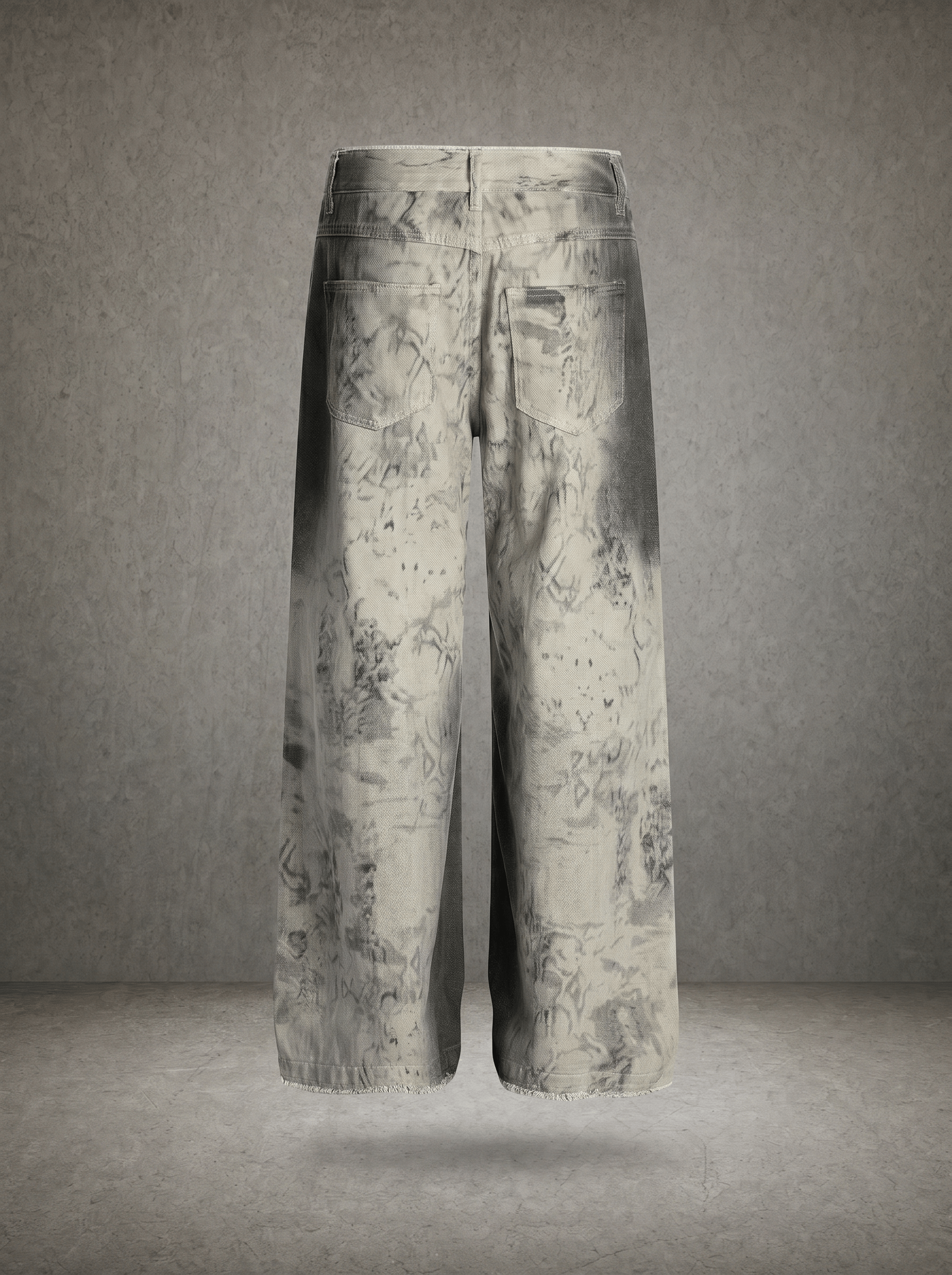 SERPENT FADE STRAIGHT JEANS