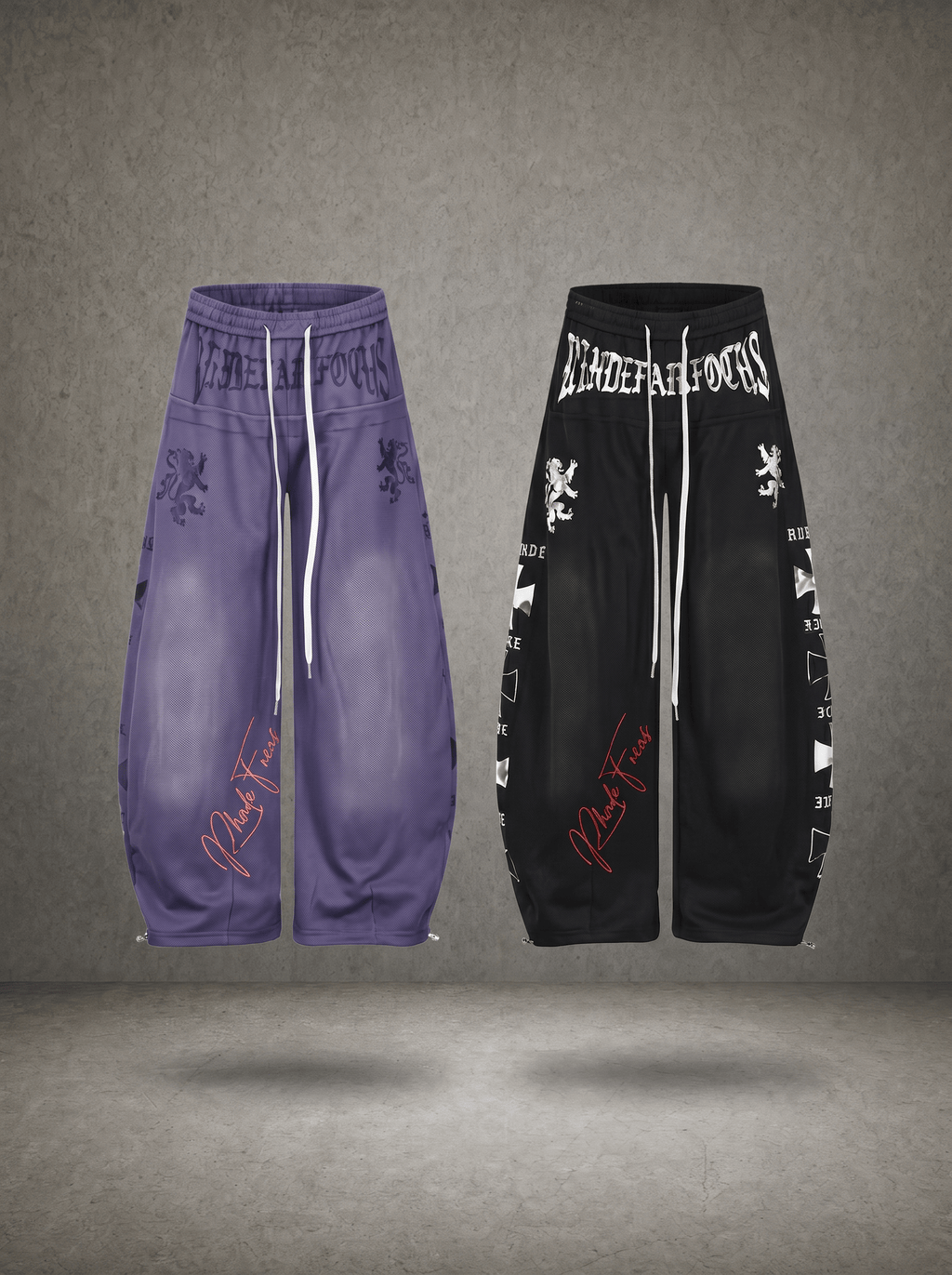 CREST EMBROIDERY SWEATPANTS