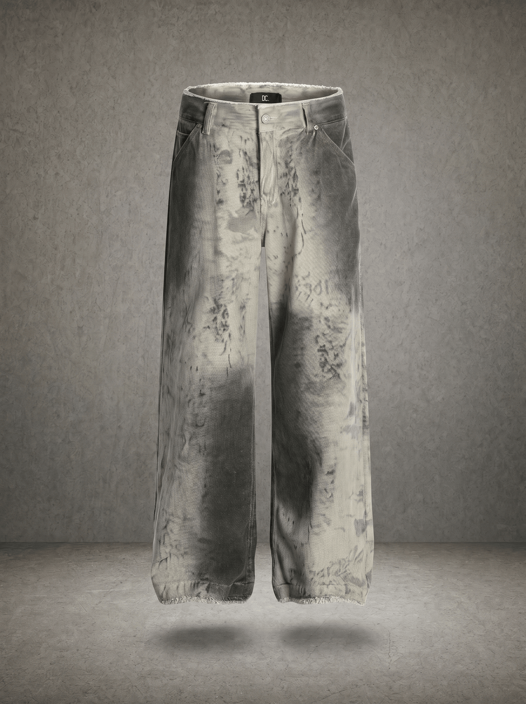 SERPENT FADE STRAIGHT JEANS