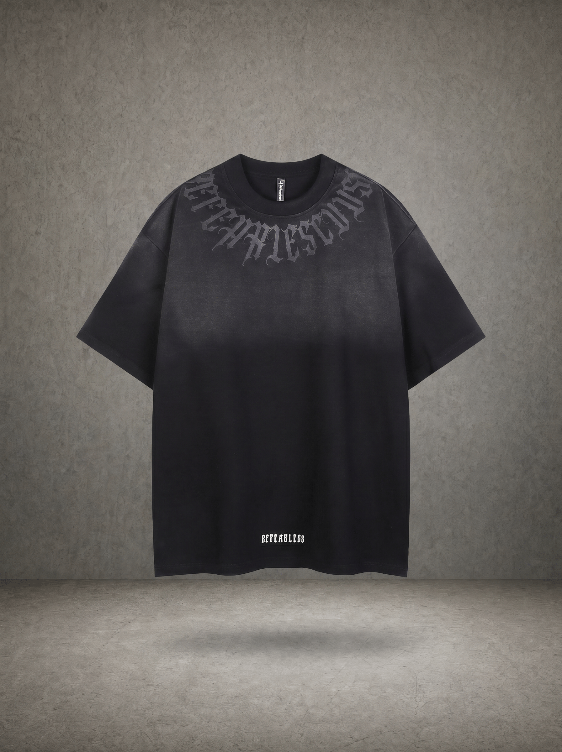 GRADIENT GOTHIC TEXT T-SHIRT