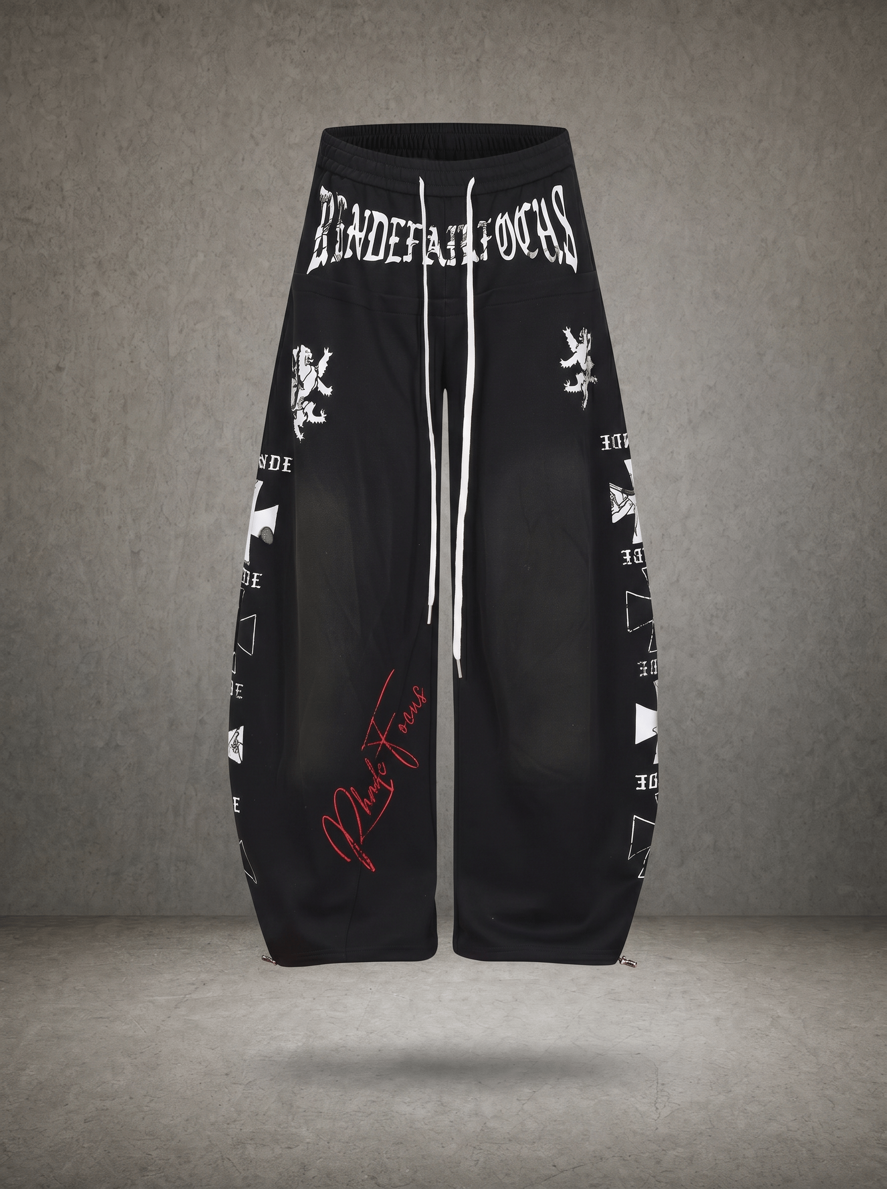 CREST EMBROIDERY SWEATPANTS
